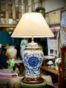 Đèn Decor mã DLV02